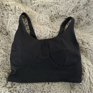 Lululemon Nulu Front-Darting Yoga Bra Athletic Top‎ Light Support B/C 6 Pilates